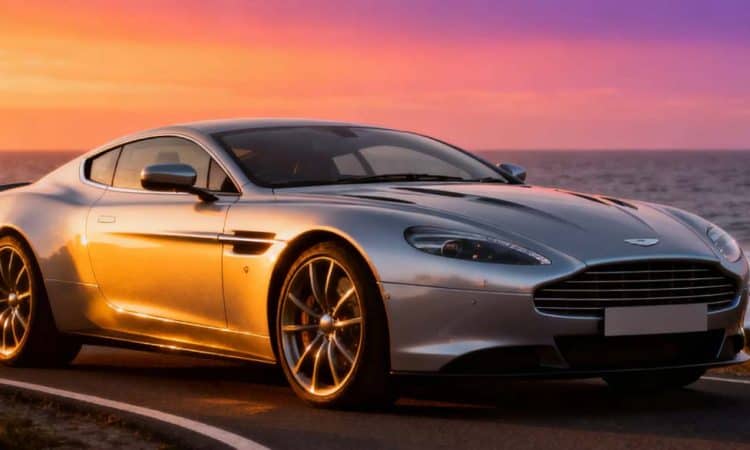 Aston Martin Vanquish: Simbol Keanggunan dan Performa Tanpa Kompromi